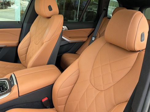Certified 2024 BMW X5 sDrive40i w/ Premium Package RWD image 29