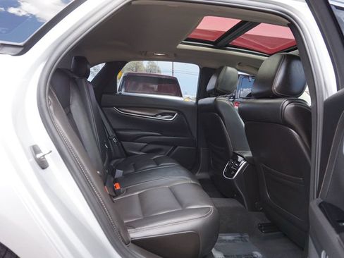 Used 2019 Cadillac XTS Luxury FWD image 18