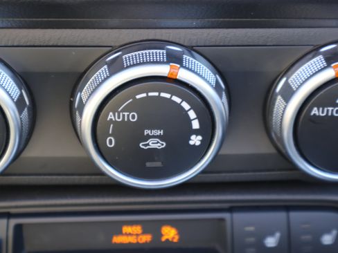 Used 2024 MAZDA MX-5 Miata RF Grand Touring image 30