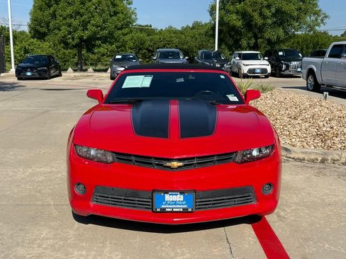 Used 2015 Chevrolet Camaro LT RWD image 8