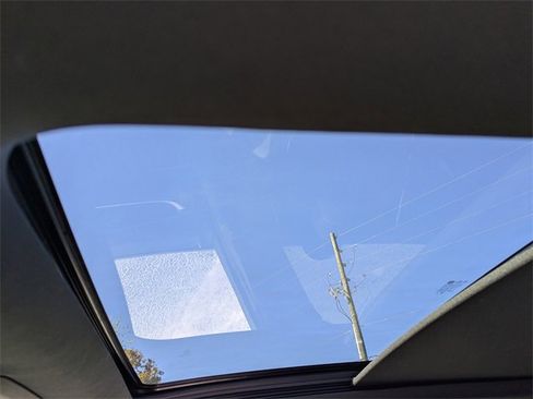 Used 2025 Cadillac XT5 Premium Luxury image 13