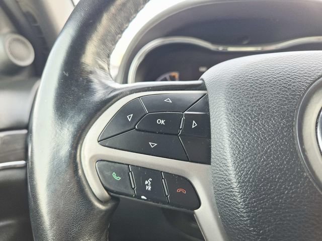 Used 2020 Jeep Grand Cherokee Overland AWD/4WD image 18