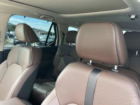 Certified 2025 Honda Pilot Elite image 18