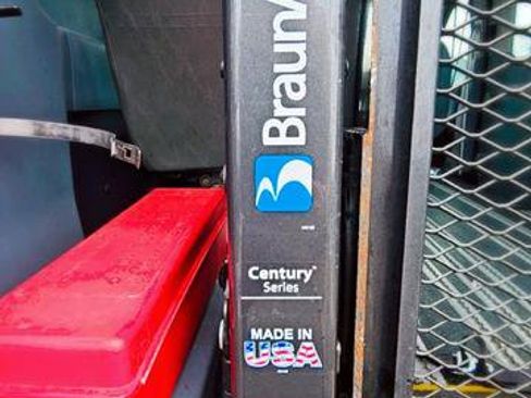 Used 2018 Ford Transit 150 XL image 18