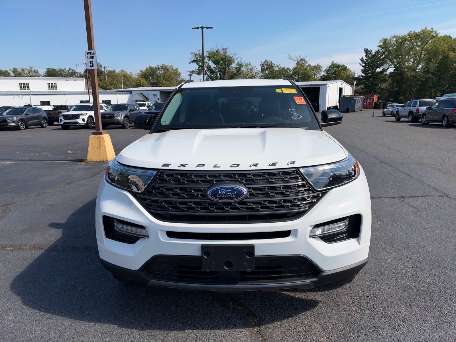 Used 2023 Ford Explorer XLT w/ Equipment Group 202A AWD/4WD image 2