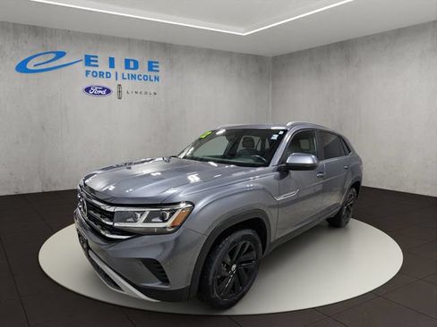 Used 2022 Volkswagen Atlas Cross Sport SE AWD/4WD image 5