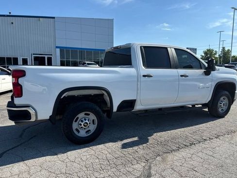 Used 2022 Chevrolet Silverado 2500 W/T w/ WT Convenience Package AWD/4WD image 2
