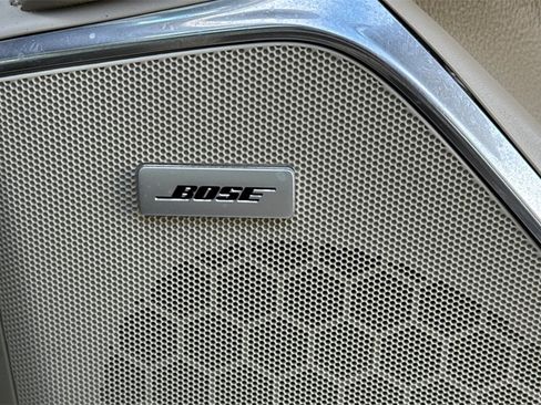 Used 2016 Cadillac Escalade Premium image 24