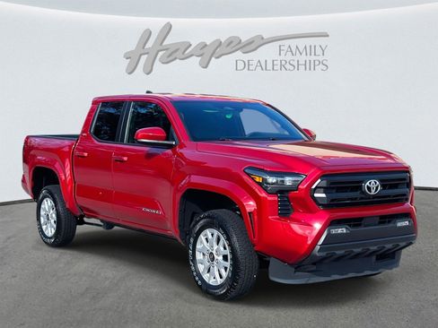 Used 2024 Toyota Tacoma SR5 image 2