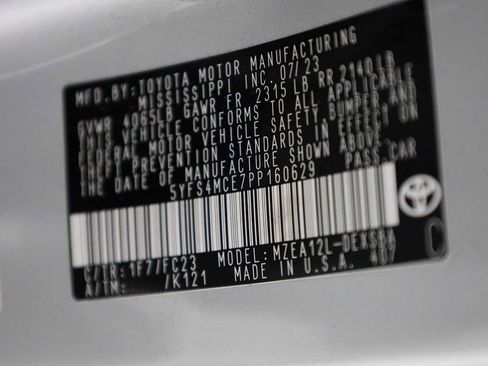 Used 2023 Toyota Corolla SE image 38