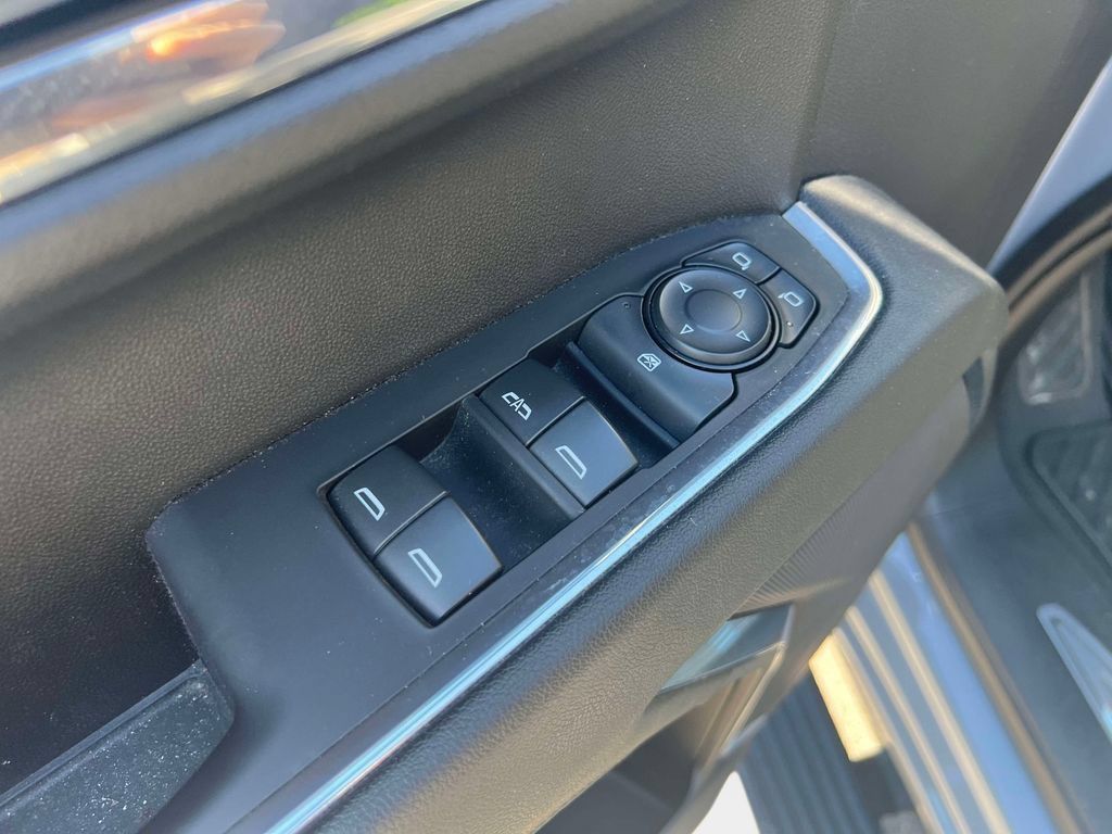 Used 2024 GMC Sierra 1500 Elevation w/ X31 Off-Road Package AWD/4WD image 16
