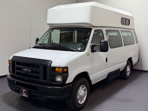 Used 2013 Ford E-350 and Econoline 350 Extended Super Duty RWD image 1