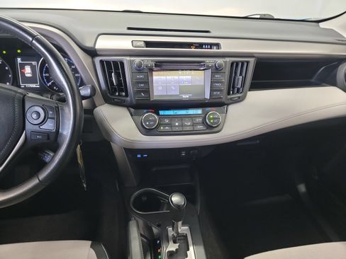 Used 2018 Toyota RAV4 XLE FWD image 20