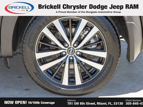 Used 2023 Nissan Pathfinder Platinum w/ Cargo Package image 40