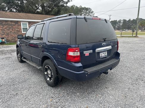 Used 2009 Ford Expedition XLT image 5