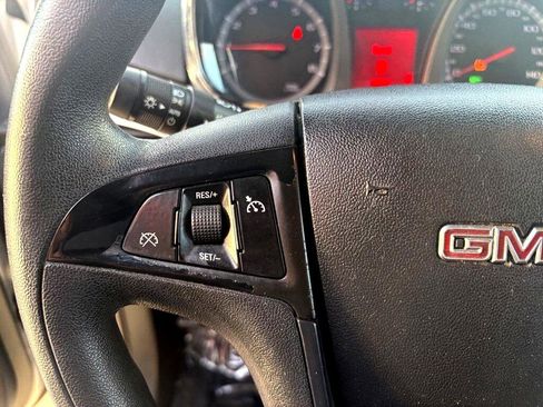 Used 2011 GMC Terrain SLE image 25