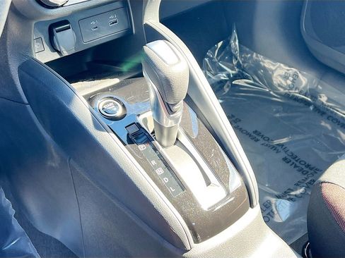 New 2025 Nissan Versa SR image 15