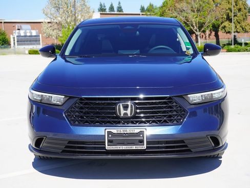 Used 2025 Honda Accord SE image 7