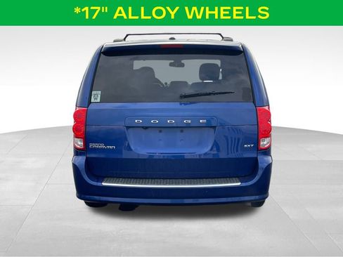 Used 2019 Dodge Grand Caravan SXT image 6