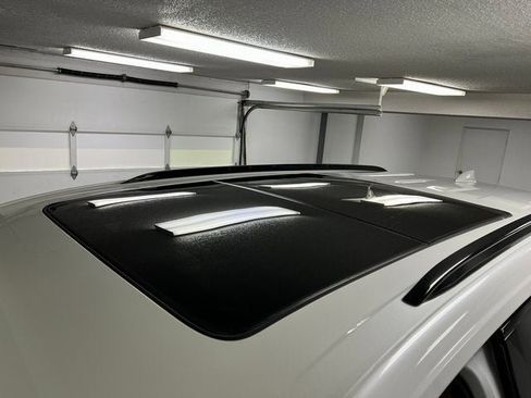 Certified 2024 Cadillac XT6 Sport w/ Platinum Package image 33