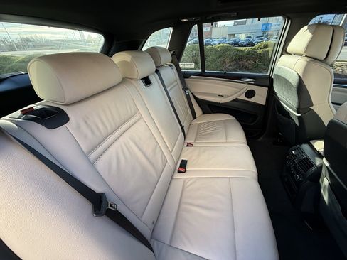 Used 2011 BMW X5 xDrive35i image 37