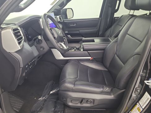 Used 2024 Toyota Tundra Platinum AWD/4WD image 22