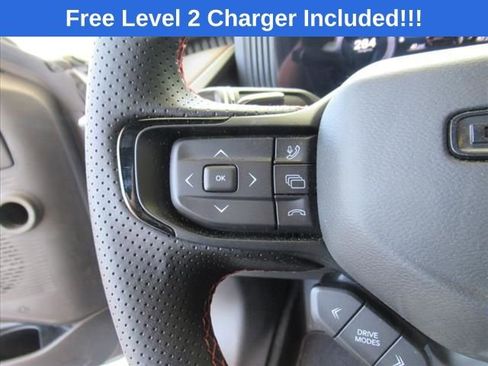 Used 2025 Dodge Charger R/T w/ Quick Order Package 25M R/T image 16