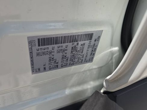 Certified 2023 Nissan Rogue SV FWD image 32