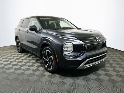 Used 2024 Mitsubishi Outlander SE