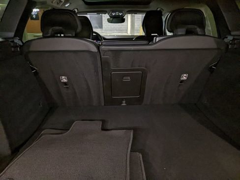 Certified 2024 Volvo V60 B5 Cross Country Plus image 27