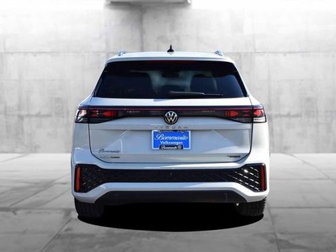 Certified 2026 Volkswagen Tiguan SEL R-Line image 6