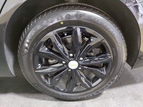 Used 2024 Chevrolet Malibu LT image 34