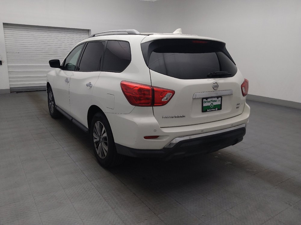 Used 2020 Nissan Pathfinder SV AWD/4WD image 5