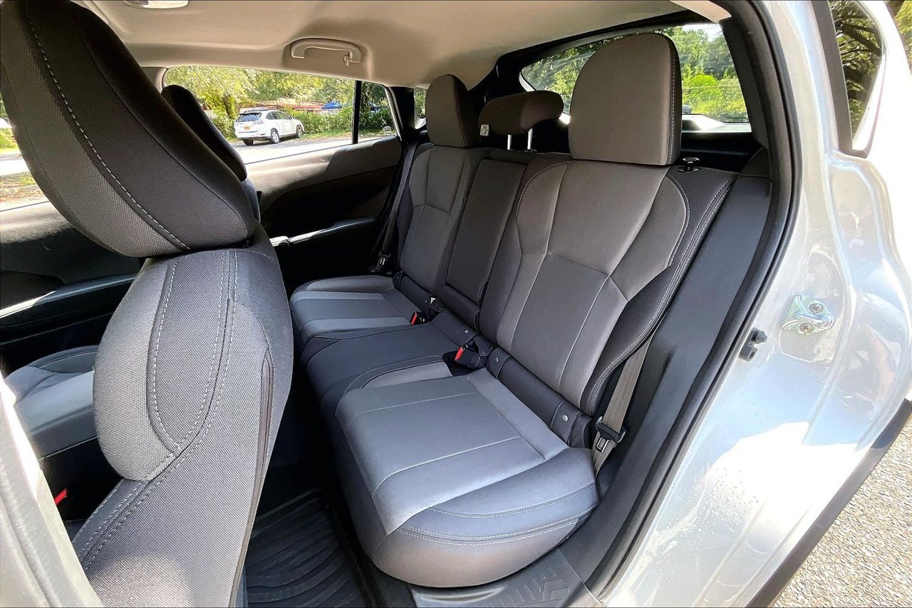 Used 2025 Subaru Crosstrek 2.5i Premium AWD/4WD image 19