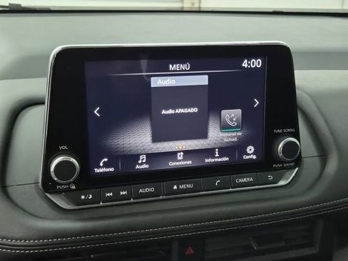 Certified 2025 Nissan Rogue S image 27