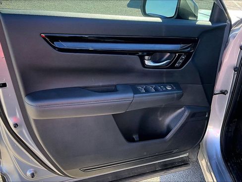 Used 2025 Honda CR-V EX-L image 24