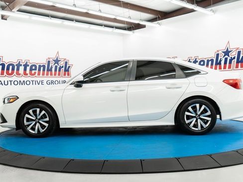 Certified 2024 Honda Civic LX image 5