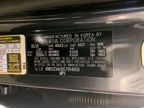 Certified 2025 Kia Soul LX w/ LX Technology Package image 31