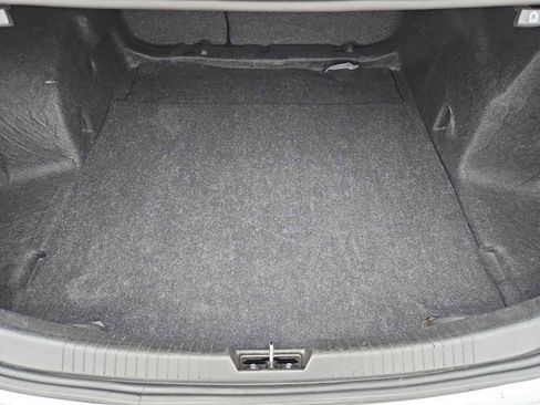 Used 2024 Chevrolet Malibu LT FWD image 24
