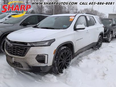 Used 2024 Chevrolet Traverse RS