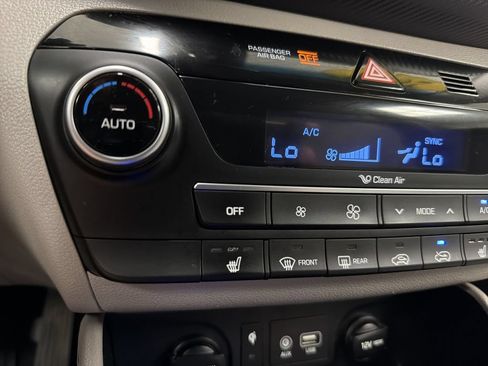 Used 2021 Hyundai Tucson Sport AWD/4WD image 24