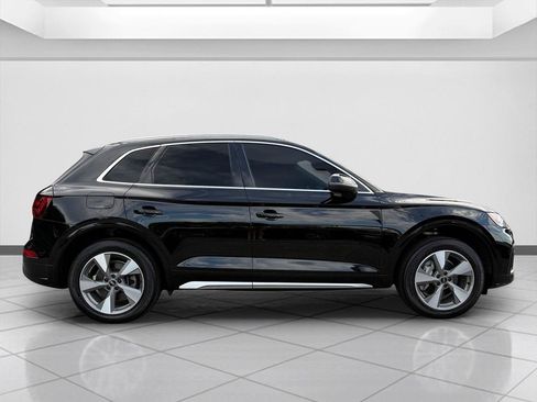 Used 2023 Audi Q5 2.0T Premium w/ Convenience Package AWD/4WD image 4
