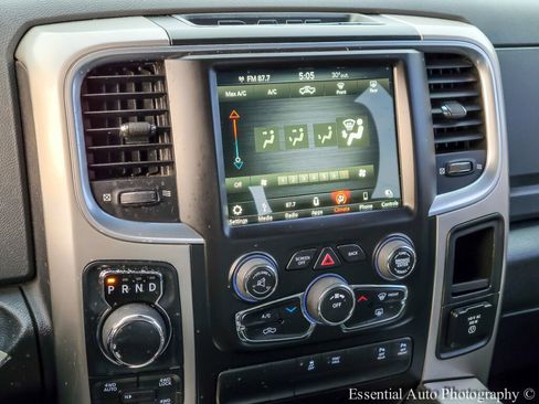 Used 2018 RAM 1500 Big Horn image 22