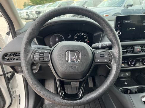 Certified 2026 Honda HR-V LX image 19