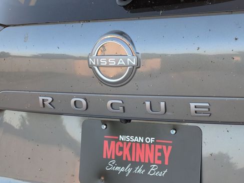 New 2026 Nissan Rogue SV FWD image 6