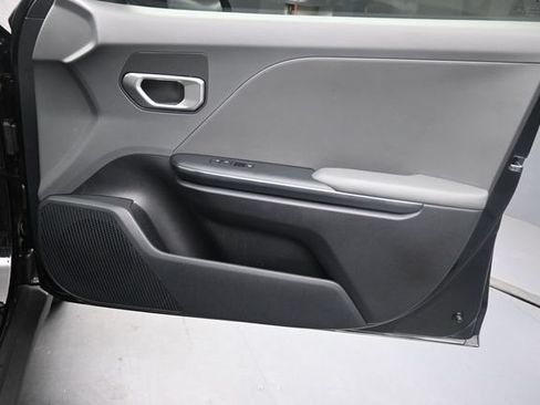 Used 2025 Kia K4 FWD image 27