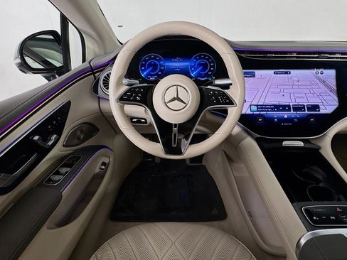 Used 2023 Mercedes-Benz EQS 580 4MATIC Sedan image 5