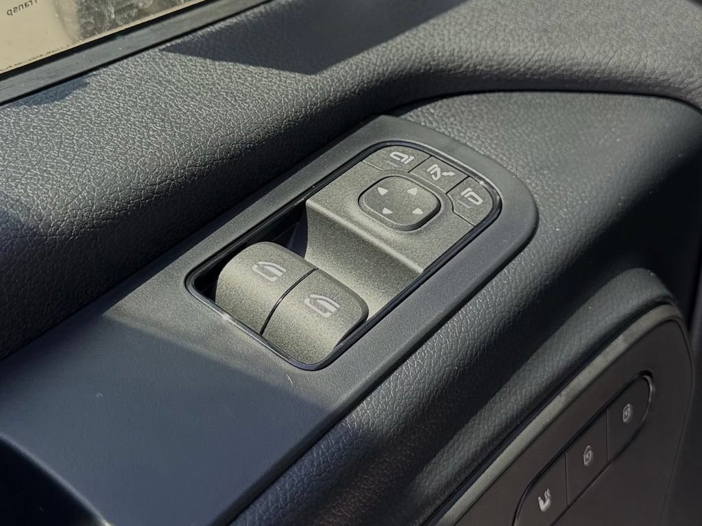 New 2026 Mercedes-Benz Sprinter 2500 image 21