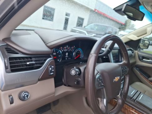 Used 2017 Chevrolet Tahoe Premier image 16