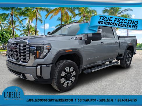 Used 2025 GMC Sierra 2500 Denali w/ Technology Package AWD/4WD image 7
